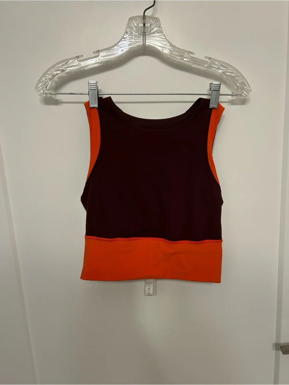 Lululemon Kick Serve Sweat Bra in a tri-color Bordeaux Drama and Orange size 6